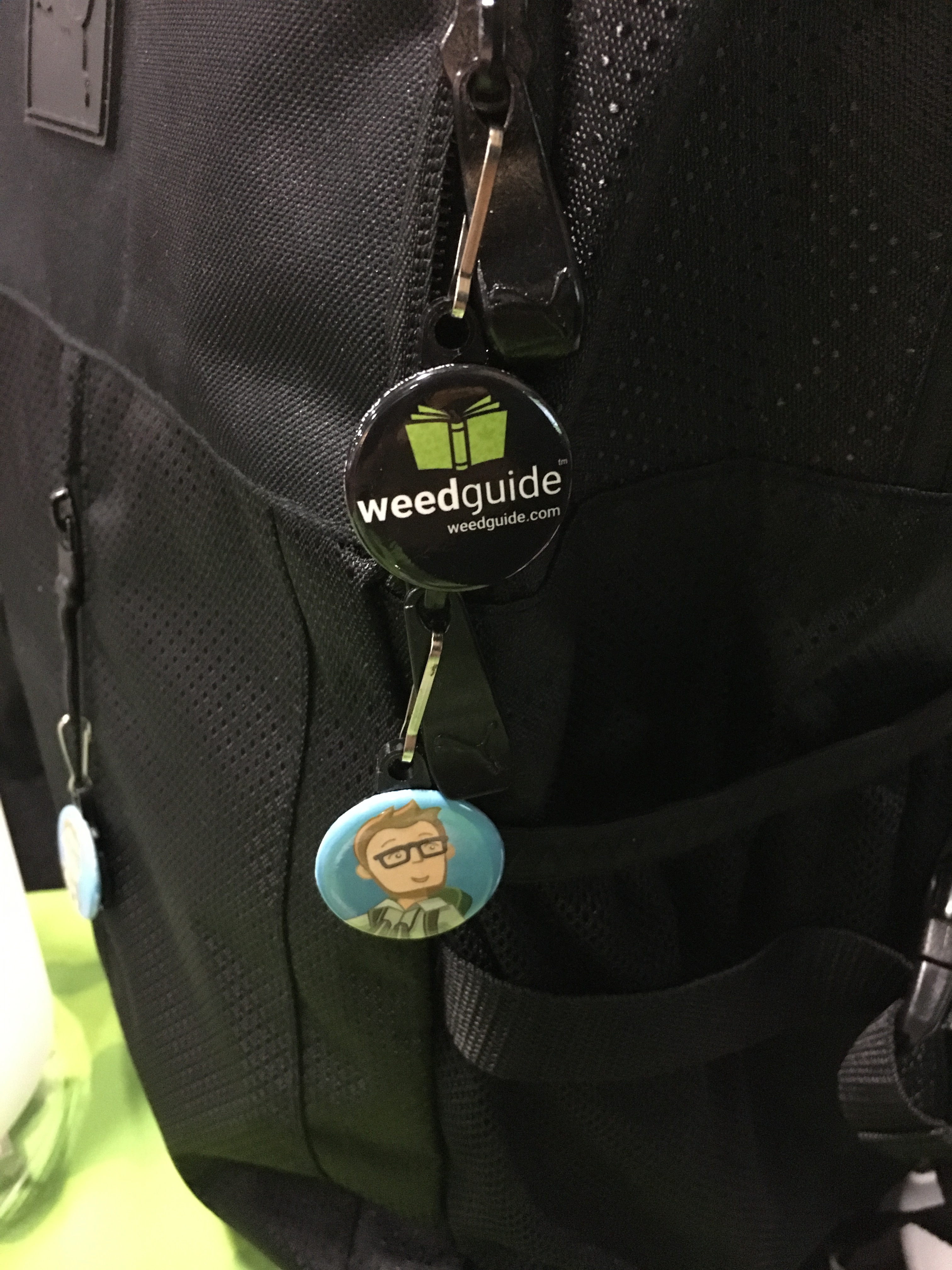 1.25" Round Custom Zipper Pulls Order Zipper Pulls at Pure Buttons